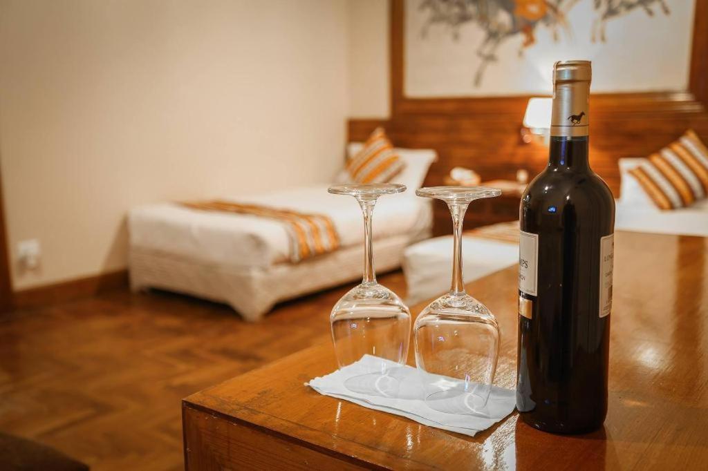 Grand Norling Hotel'S Resort Катманду Екстериор снимка