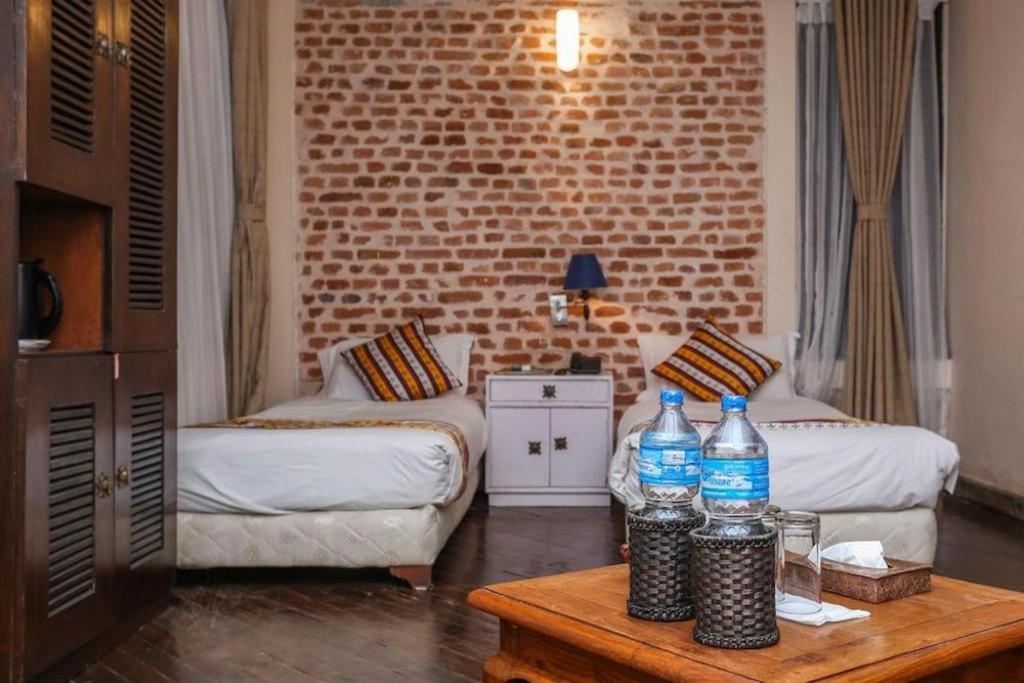 Grand Norling Hotel'S Resort Катманду Екстериор снимка